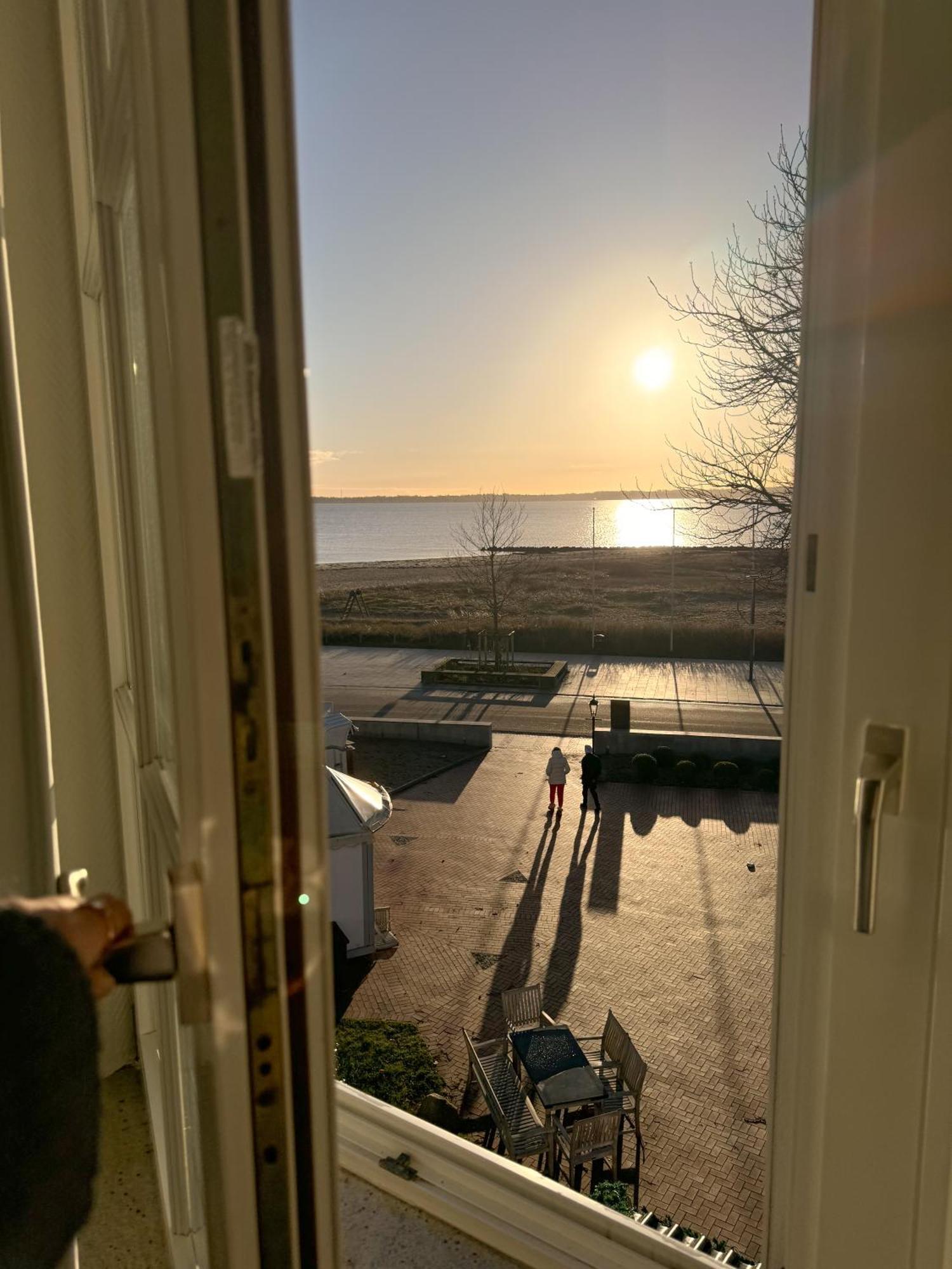 Strandhotel Штранде Экстерьер фото