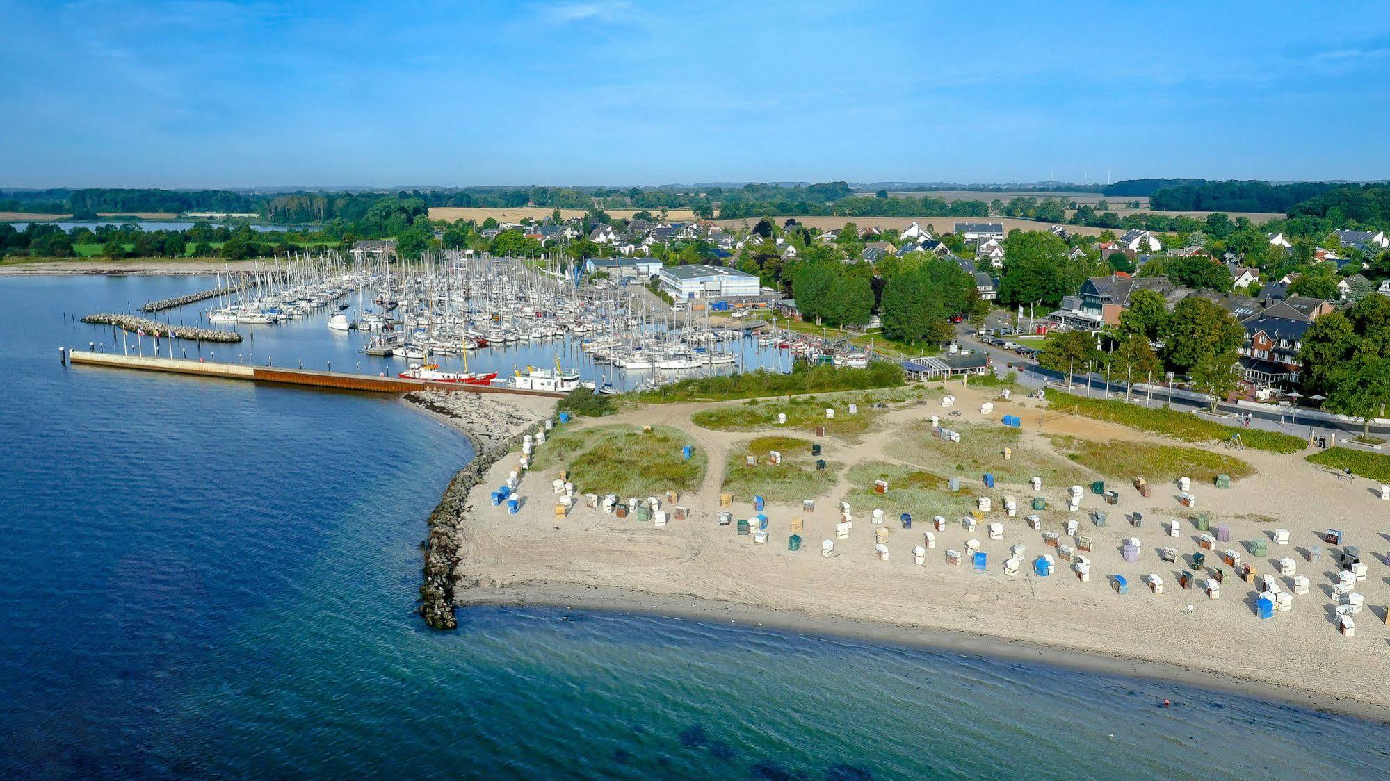Strandhotel Штранде Экстерьер фото